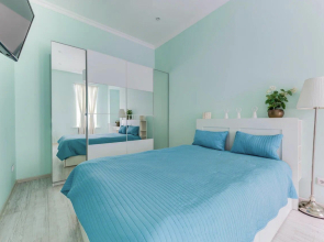 Апартаменты SweetHome на Мойке 44