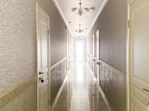 Отель Grand Eliza Гранд Элиза