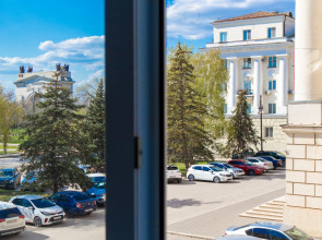 Апартаменты Атмосферные на набережной в доме с колоннами Ловец Снов 1