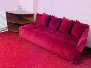 Отель Chor Minor 90 м до cтарого города мы готовы к осеннему празднику