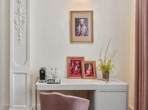 Отель Mr CAS Hotels