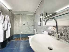 Best Western Plus Hotel Universo