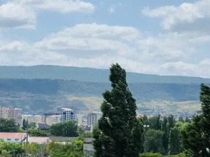 Квартира Просторная новая люкс в центре недалеко от моря