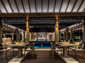 Grand Park Kodhipparu Hotel