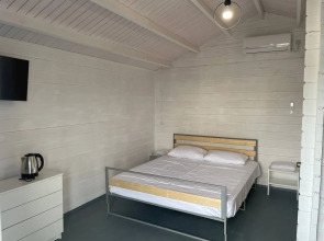 Гостевой дом Grey House Oчамчира