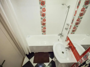 Апартаменты Золотой Шар на 70 лет Октября 1