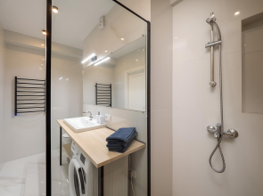 Квартира Дизайнерская со одной спальней