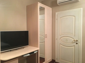 Апартаменты Элитные Апартаменты с Видом на Кремль и Реку на Меридианной 2 Версаче