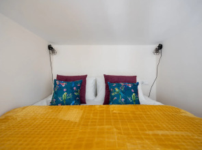 Апартаменты LetYourFlat Honey Студия