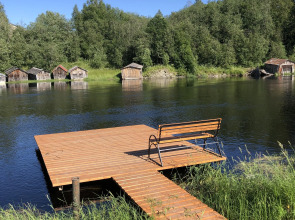 Частный Дом На Берегу Реки