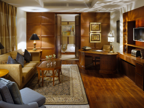 Отель Palace Downtown