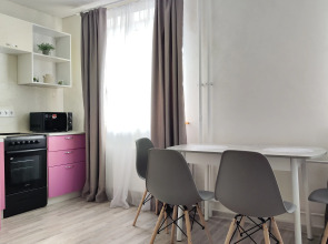 Апартаменты Panda Home возле ТЦ Остров и ТЦ Кристалл