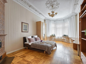 Апартаменты 1 MyhomeYourhome на Зверинской 42