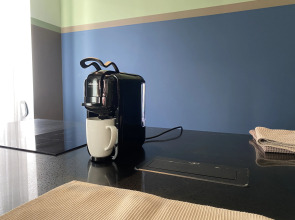 Апартаменты Mid-Century Modern Home