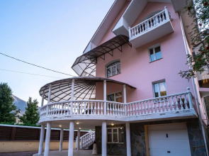 Коттедж на Красной Поляне на 11 человек