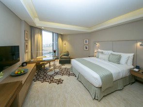 Отель Grand Millennium Muscat