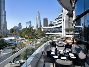 Отель Address Downtown