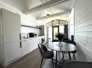 Частный Дом Two House River 1+1 с уличным СПА