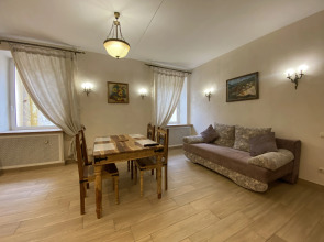 Апартаменты Трехкомнатные на Большой Морской 33