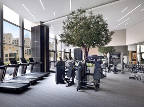 Отель Address Downtown