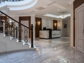 FRANKFORT Expo Hotel&Spa