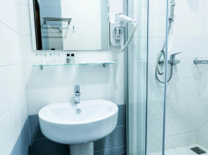 Отель Diamond City