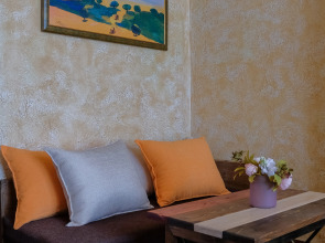 Отель Кавказ