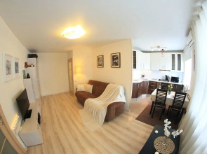 Квартира Уютная Двухкoмнaтная c Прекраcным Видом из Окна