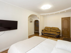 Апартаменты Топольники Люкс