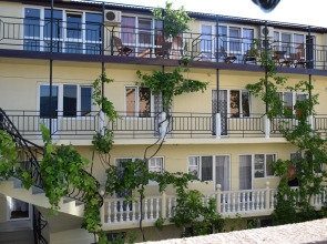 Гостевой дом на Старшинова 14