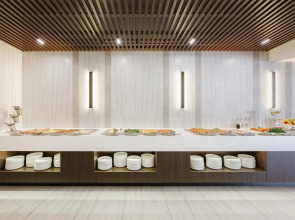 Отель Сократис