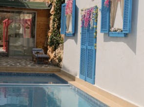 Hotel TEK HAN KUMKUYU