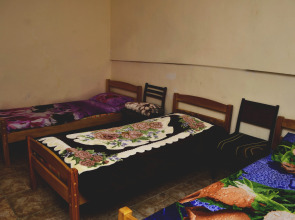 Хостел Sakharov & Tours