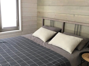 Гостевой дом атмосферный с камином около леса Dacha.Les