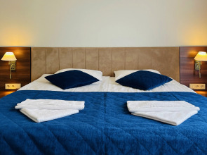 Гостиница Нotel 1963