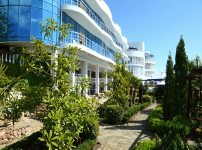 Отель Мажестик