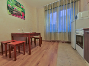 Апартаменты Двухкомнатная Квартира на Космонавте