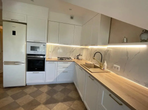 Апартаменты Марципан с выходом на Верхнее озеро на Невского