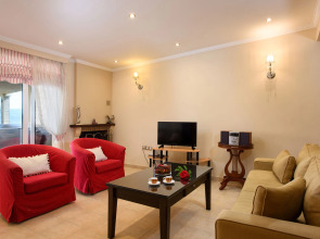 Отель Pontikonisi