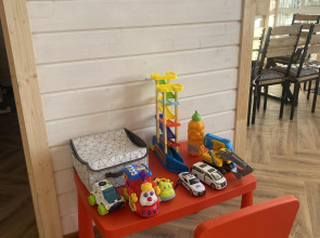 Частный дом Традиция отдыха - дом у озера c баней и купелью