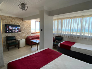 Отель Elit Holiday Hotel