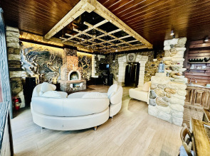 Квартира на Аланской, 25 "Пентхаус"