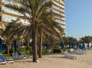 Апартаменты Luxurious Beachfront Marjan Island for Comfortable Stay