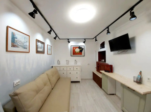 Апартаменты Галерея художника в центре