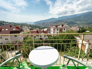 Гостевой дом Над Ялтой