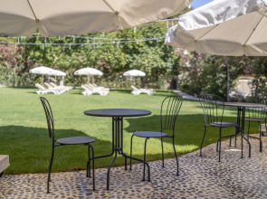 Отель Alesta Yacht