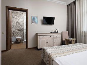 Отель Андерсен