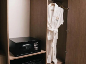 Отель Grand Castle