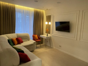 Апартаменты в центре с красивым видом из окна Рядом Метро и Кремль