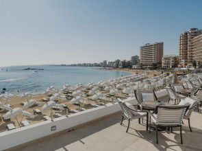 Отель Arkin Palm Beach